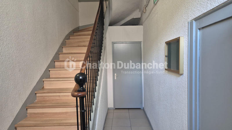 Immeuble de bureaux - 340 m² - 13 pièces