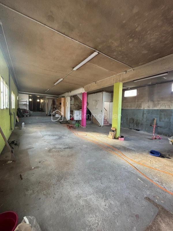 Maison - 183 m² - 7 pièces