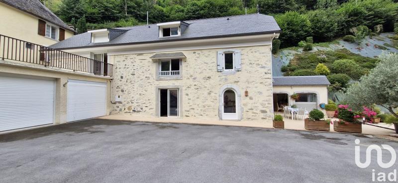 Maison de village - 111 m² - 6 pièces