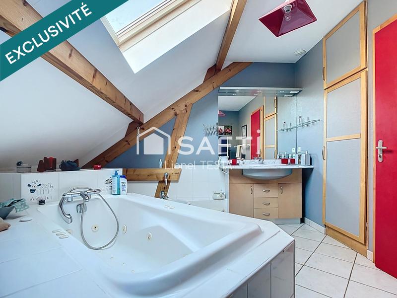 Maison - 181 m² - 6 pièces