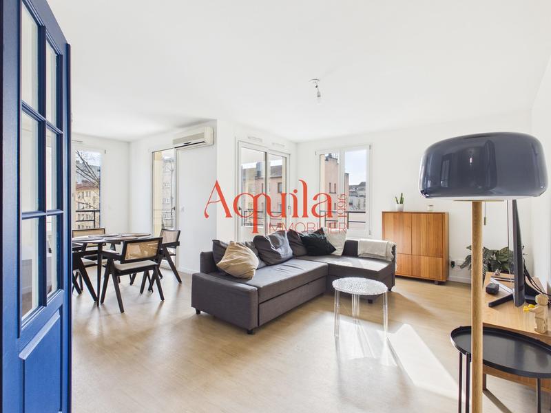 Appartement - 84 m² - 4 pièces