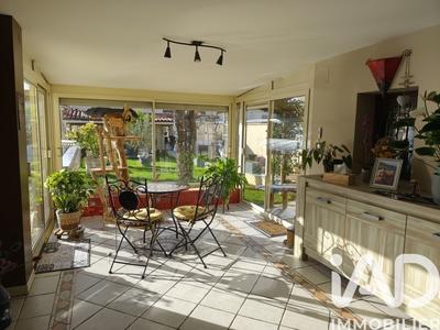 Maison - 104 m² - 4 pièces