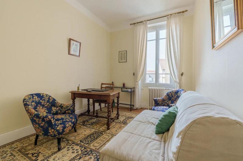 Appartement - 90 m² - 4 pièces