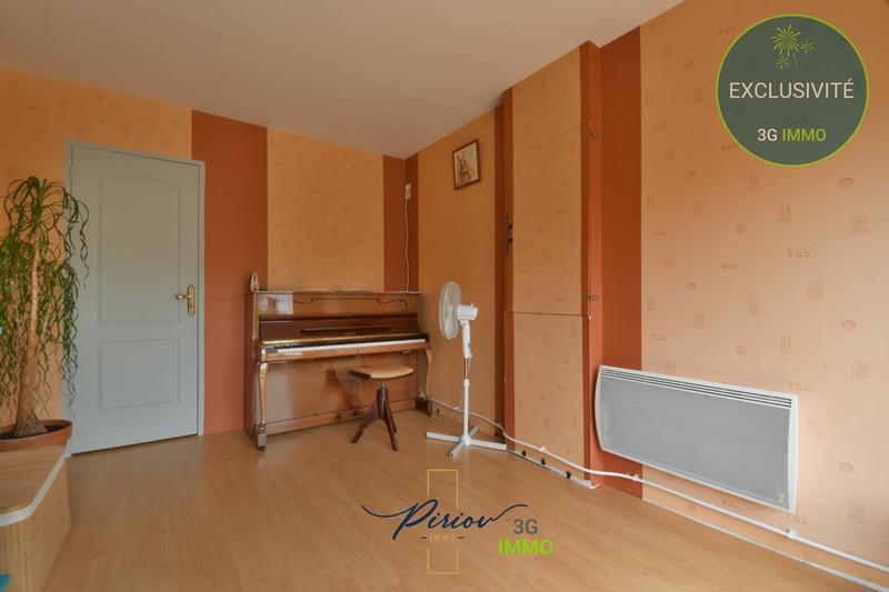 Maison - 104 m² - 6 pièces