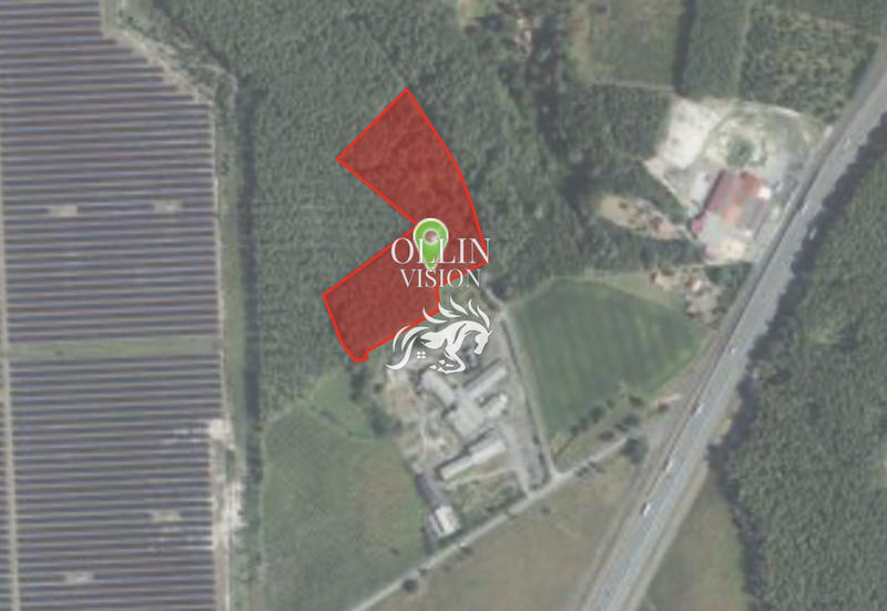 Terrain - 78 447 m²