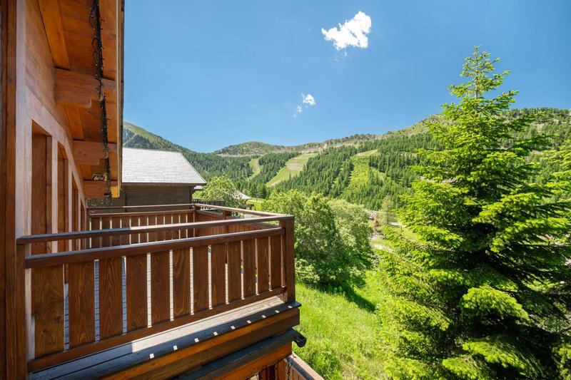 Villa - 390 m² - 9 pièces