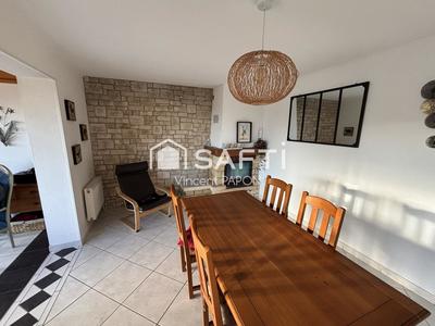 Maison - 90 m² - 5 pièces