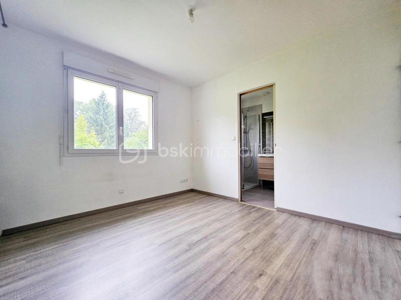 Pavillon - 110 m² - 5 pièces