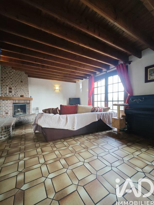 Maison - 217 m² - 8 pièces