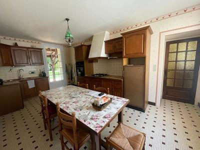 Maison - 158 m² - 7 pièces