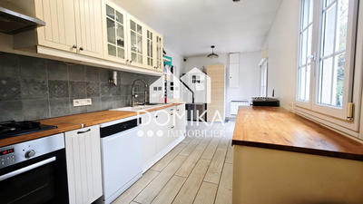 Maison - 93 m² - 6 pièces