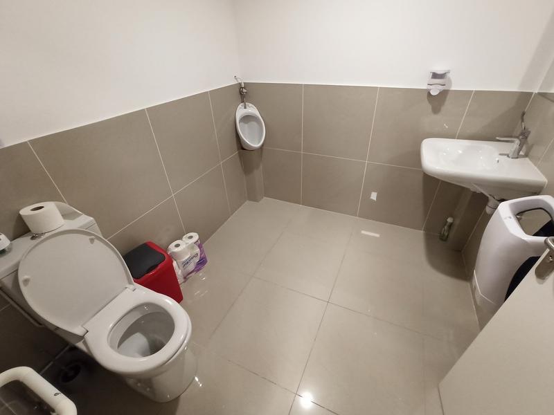 Local commercial - 1 460 m²