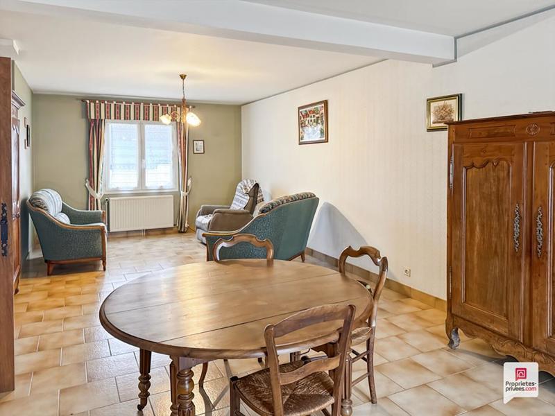 Maison - 137 m² - 6 pièces