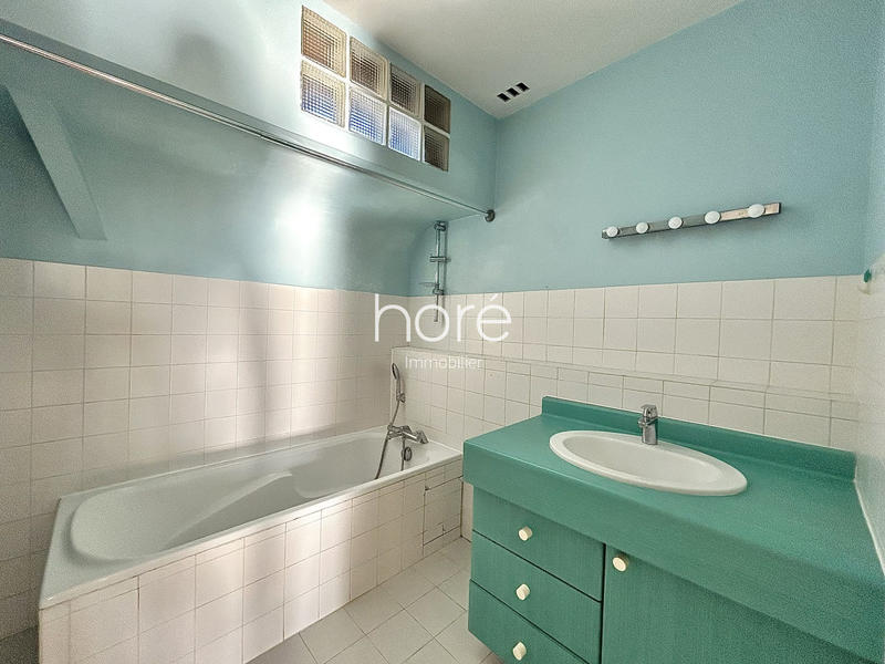 Appartement - 108 m² - 4 pièces