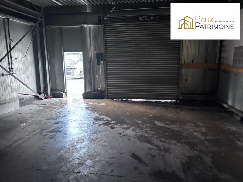 Entrepôt - 389 m²