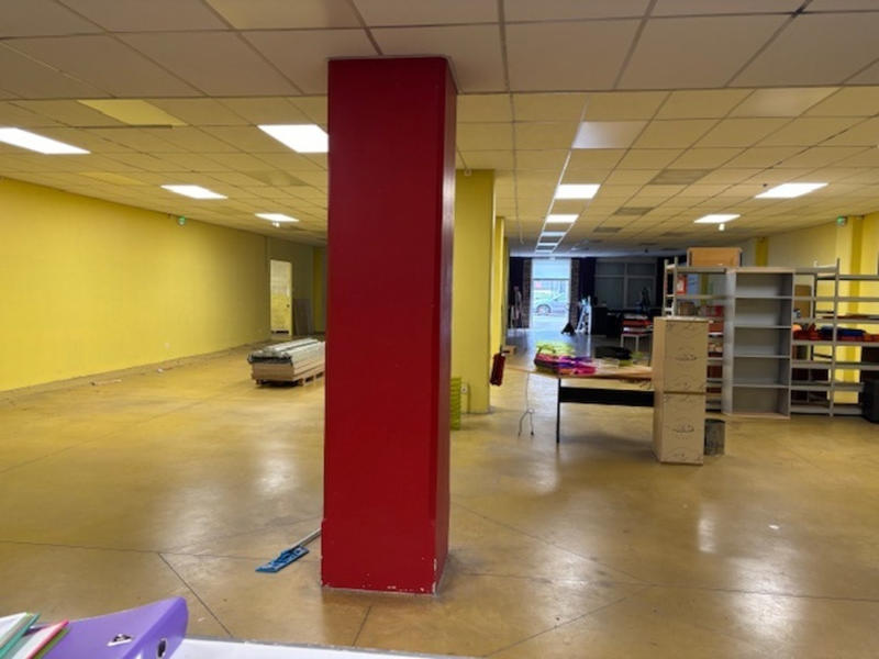 Local d'activité / Entrepôt - 1 090 m²