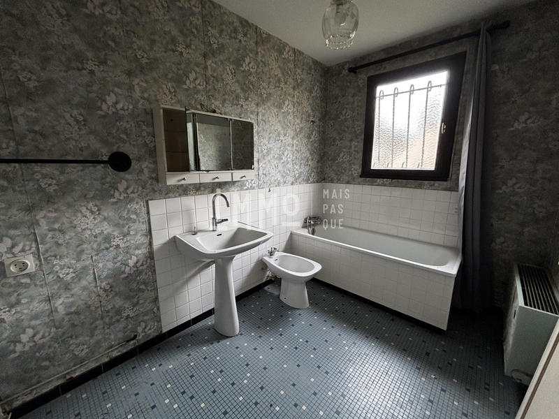 Maison - 145 m² - 7 pièces