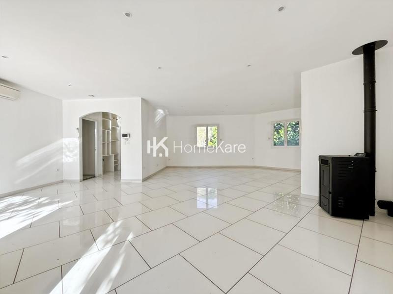 Maison - 150 m² - 5 pièces