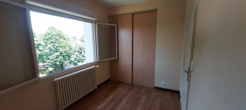 Maison - 99 m² - 5 pièces