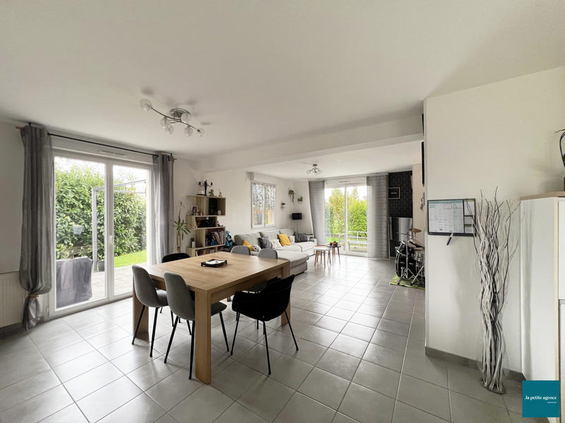 Maison - 100 m² - 4 pièces