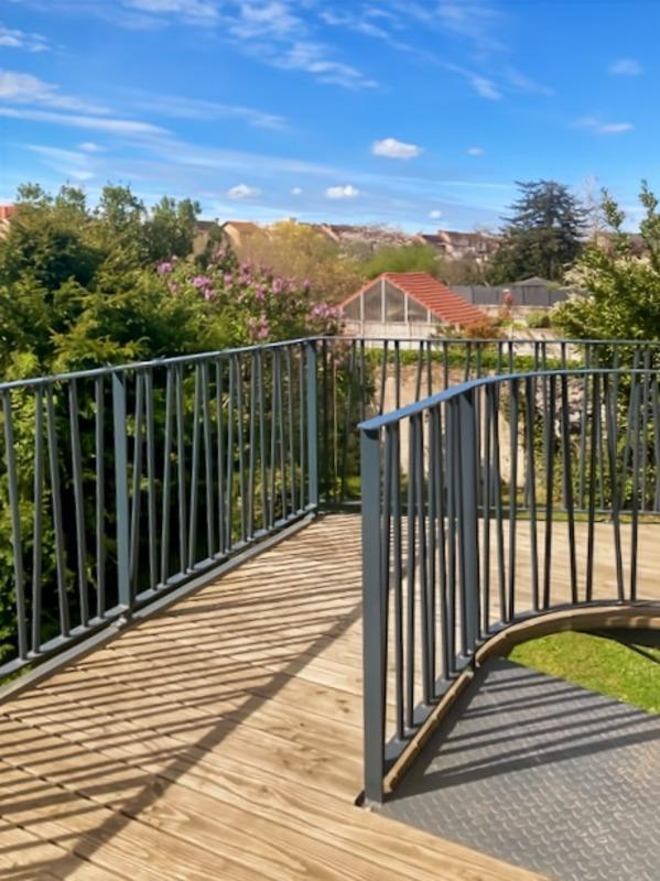 Maison - 144 m² - 8 pièces