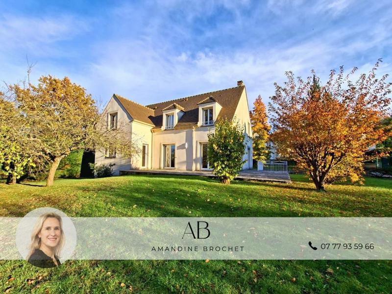 Maison - 180 m² - 7 pièces