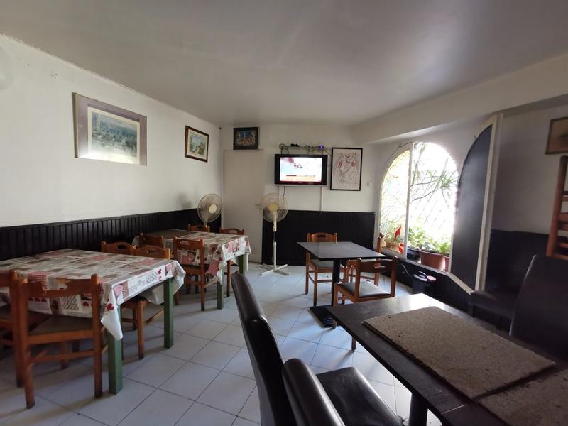 Local commercial - 96 m²