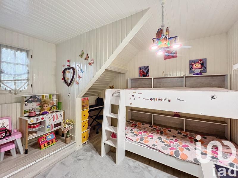 Maison - 153 m² - 8 pièces