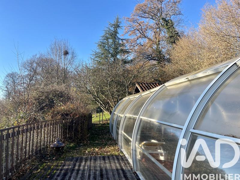 Maison de village - 262 m² - 9 pièces