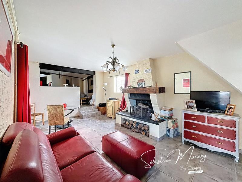 Maison - 229 m² - 9 pièces