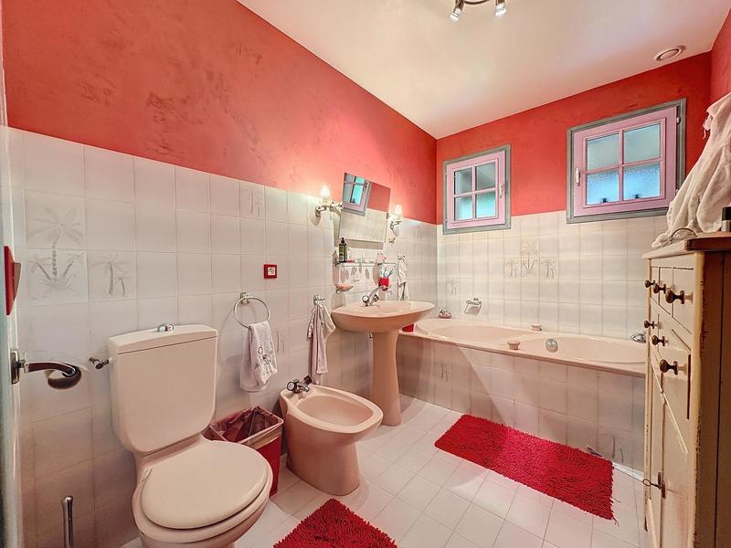 Maison - 160 m² - 6 pièces