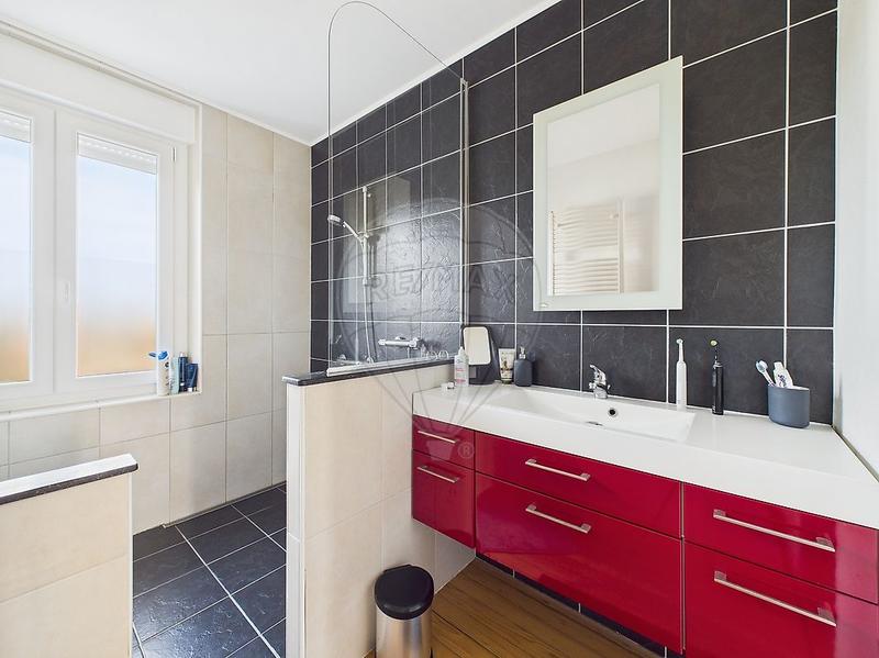 Maison - 126 m² - 6 pièces