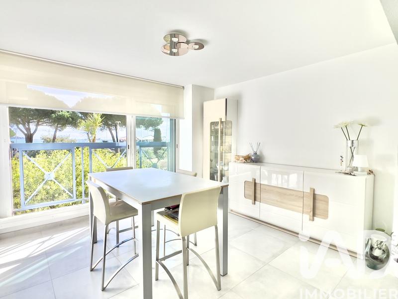 Appartement - 76 m² - 2 pièces