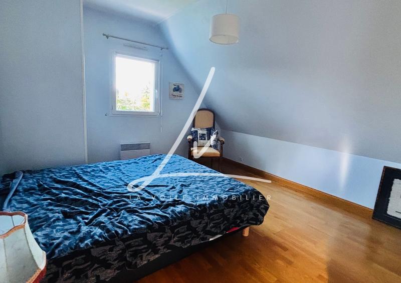 Maison - 130 m² - 7 pièces