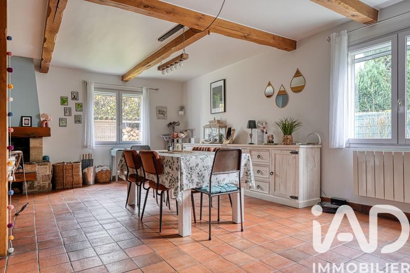 Maison - 193 m² - 10 pièces