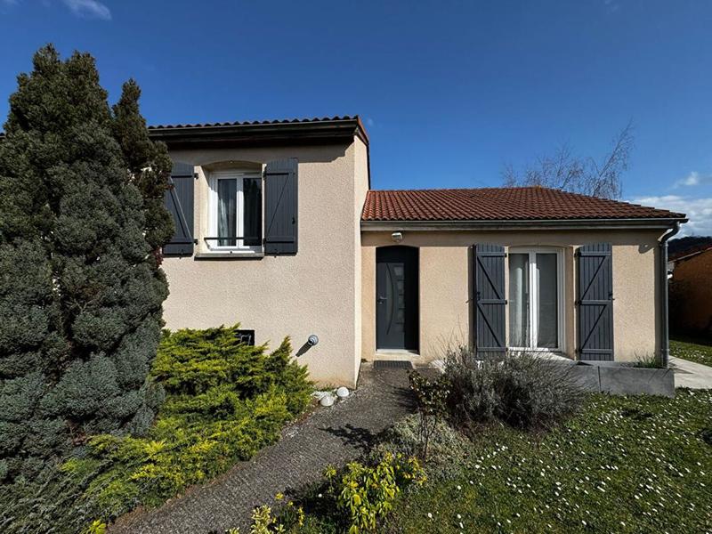 Maison - 105 m² - 6 pièces