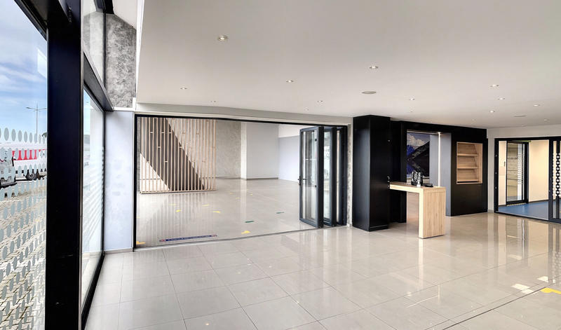 Local commercial - 1 150 m²