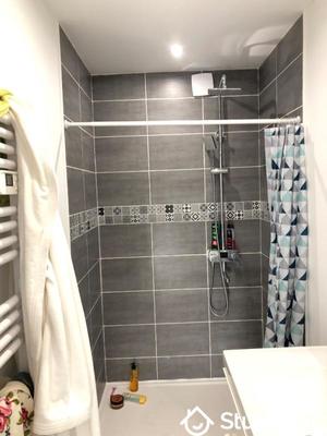 Chambre - 97 m² - 1 pièce