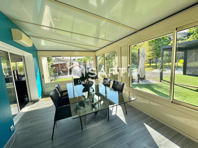 Maison - 182 m² - 7 pièces