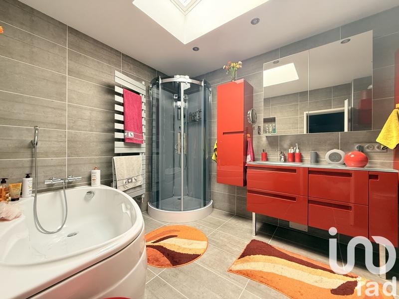 Maison - 112 m² - 4 pièces