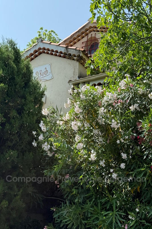 Maison - 92 m² - 1 pièce