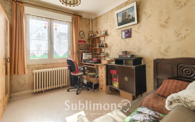 Maison - 95 m² - 5 pièces