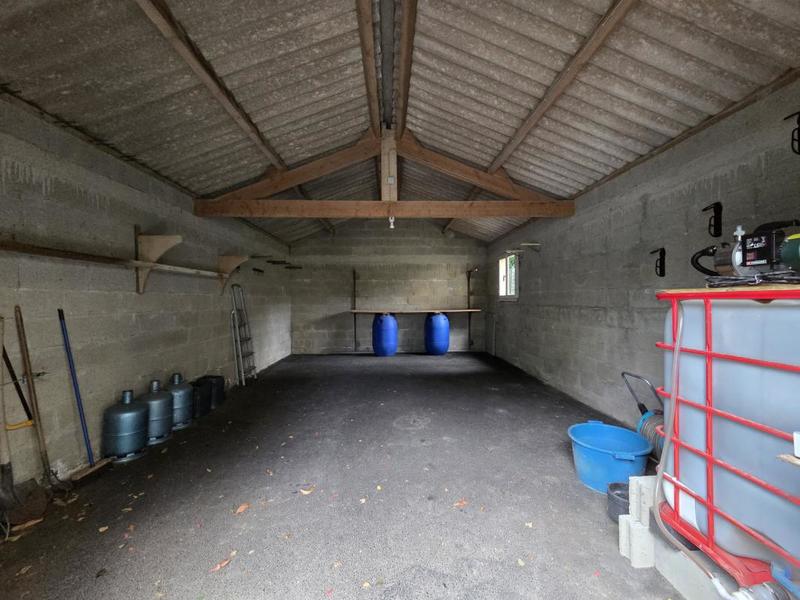 Demeure - 245 m² - 8 pièces