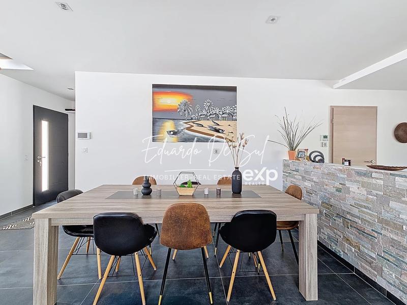 Maison - 142 m² - 5 pièces