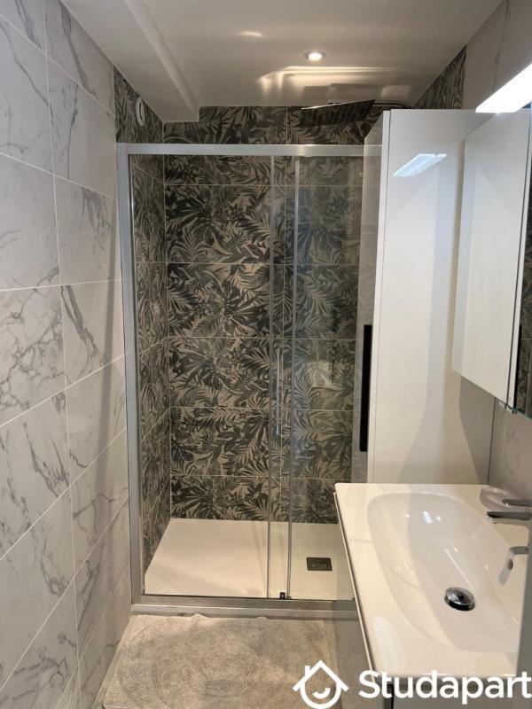 Chambre - 13 m² - 1 pièce