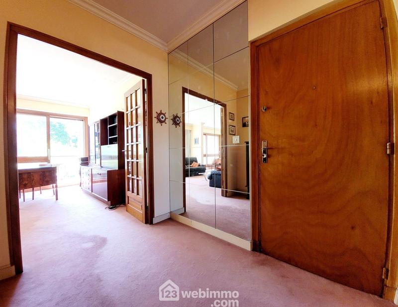 Appartement - 90 m² - 4 pièces