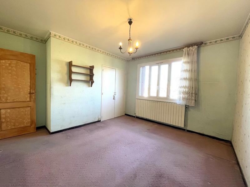 Maison - 98 m² - 4 pièces