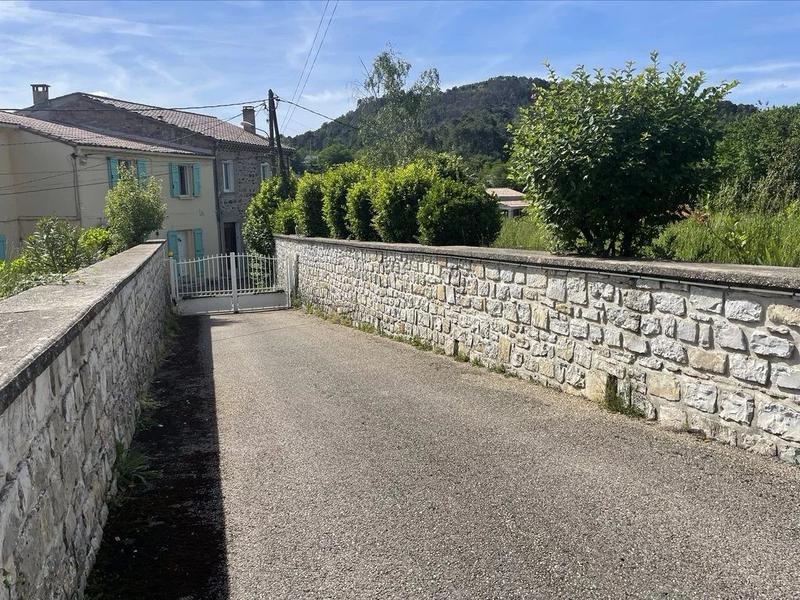 Maison - 132 m² - 7 pièces