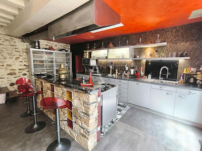 Maison - 135 m² - 6 pièces