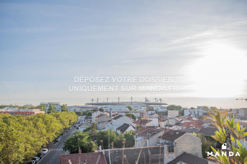 Chambre - 9 m² - 5 pièces